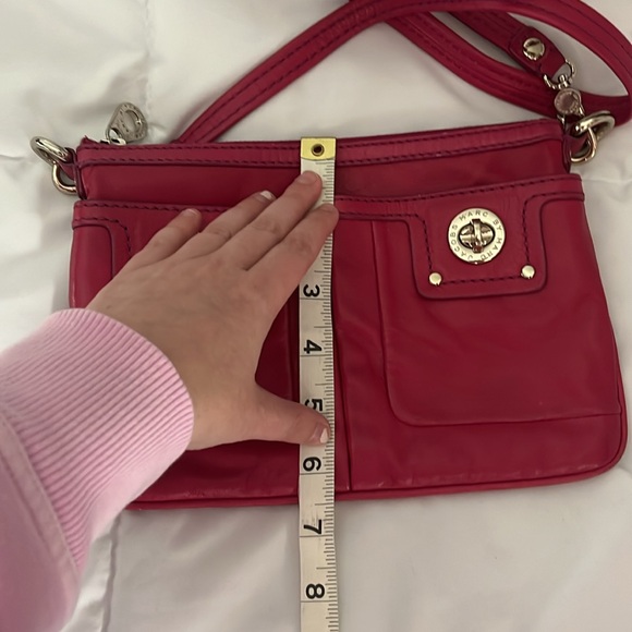 Marc by Marc Jacobs Turnlock Crossbody Bag - Picture 15 of 16